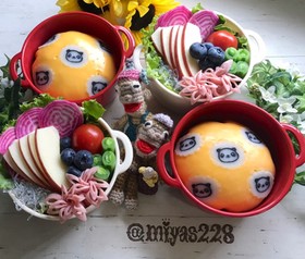 【簡単】キャラ弁 なるとオムライス