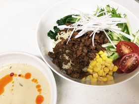 冷やし豆乳坦々麺