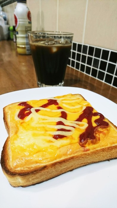 簡単！子供も喜ぶ朝食☆チーズトースト☆の写真