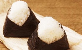 ※一手間で食べやすいおにぎり※
