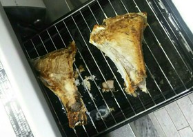 塩でシンプルに!マグロのカマのグリル焼き