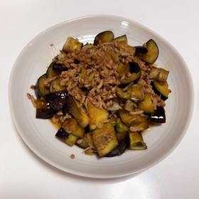ナスとそぼろ味噌炒め