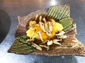 ふわふわオムレツ〜キノコ餡かけ〜