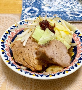 ニンニクアブラマシマシカレー