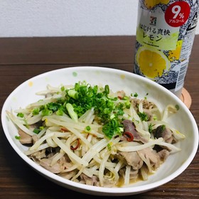 砂肝と萌やしのピリ辛炒め