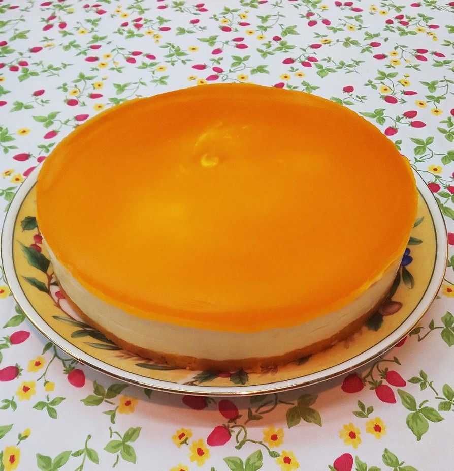 マンゴーのレアチーズケーキの画像