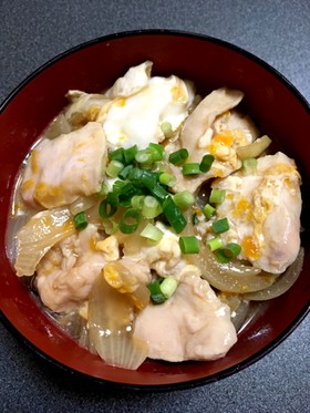 意外なものをお米の代わりに??親子丼