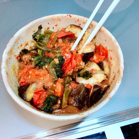 レンジで簡単!夏野菜のカレー炒め!