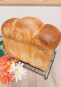 1.5斤　自家製酵母の食パン｡.:*･°