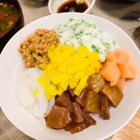 ネバネバ海鮮丼