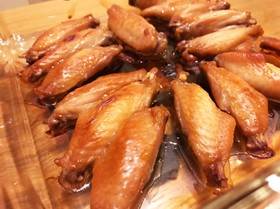 手羽中のニンニク醤油焼き