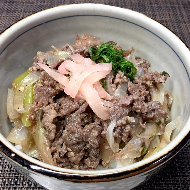 コストコプルコギde牛丼 レシピ 作り方 By Mint クックパッド 簡単おいしいみんなのレシピが378万品