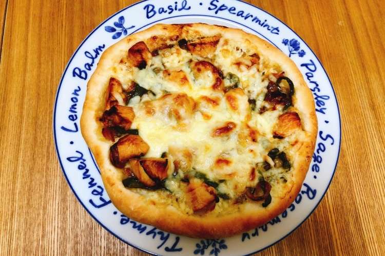 生地から手作り手ごね照り焼きチキンピザ レシピ 作り方 By 高校生が作る料理 クックパッド 簡単おいしいみんなのレシピが359万品