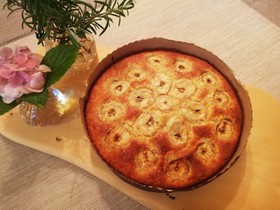 はちみつ香る簡単HMバナナケーキ
