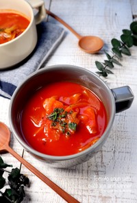 キャベツとウインナーのトマトスープ