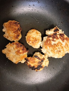 時短!ヘルシー鶏挽き肉と豆腐のハンバーグ
