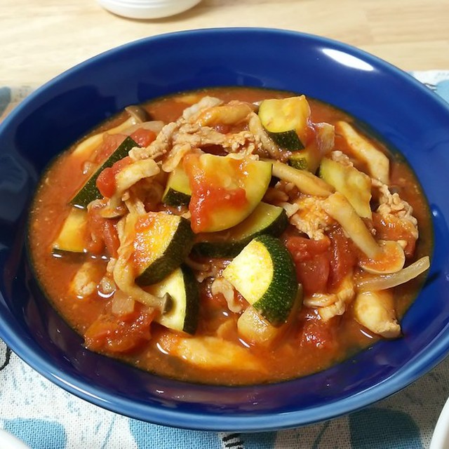ズッキーニと豚肉のトマト煮込み レシピ 作り方 By 山田葵 クックパッド 簡単おいしいみんなのレシピが368万品