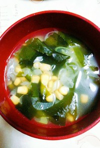 葱とわかめの中華スープ