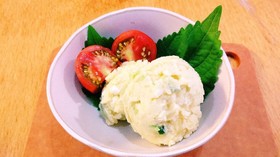 隠し味らっきょポテトサラダ