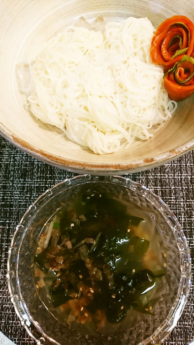 しじみ汁DE素麺の写真