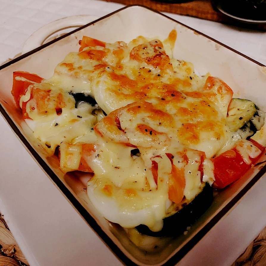 ズッキーニとトマトのマヨチーズ焼き☆の画像