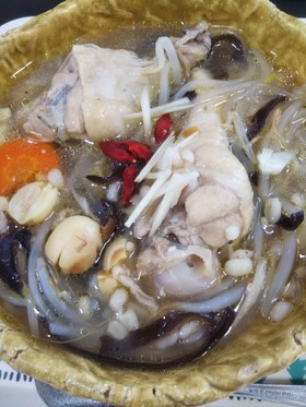 手羽元でサムゲタン風スープ(圧力鍋使用)