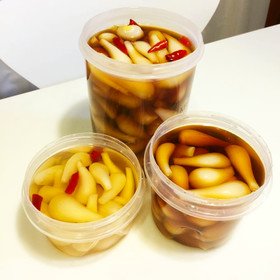 発酵させて本格的!赤酢でらっきょう漬け