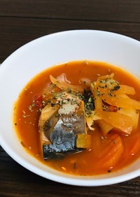 鯖缶とトマトジュースの適当スープ