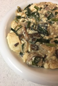 鯖の水煮とニラ豆腐のトロミ生姜煮