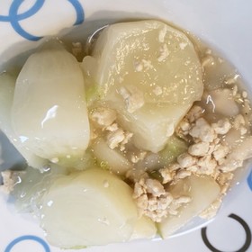 夏に冷た〜く 冷やした かぶのそぼろ煮