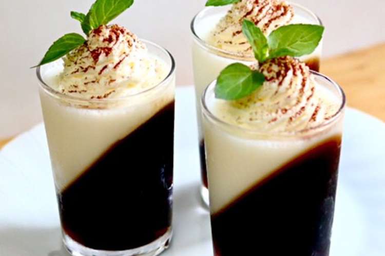 コーヒーゼリー ミルクゼリー 斜めゼリー レシピ 作り方 By ローズ ローズ06 クックパッド