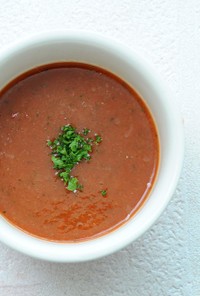 簡単冷製トマトスープ～ガスパチョ風～