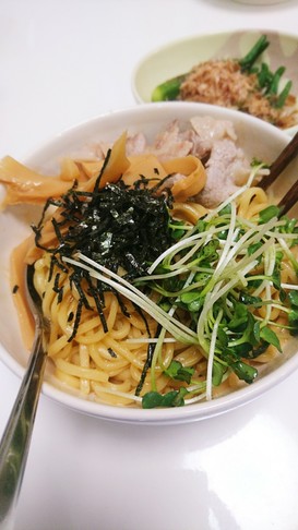 簡単焼肉のたれで油そば