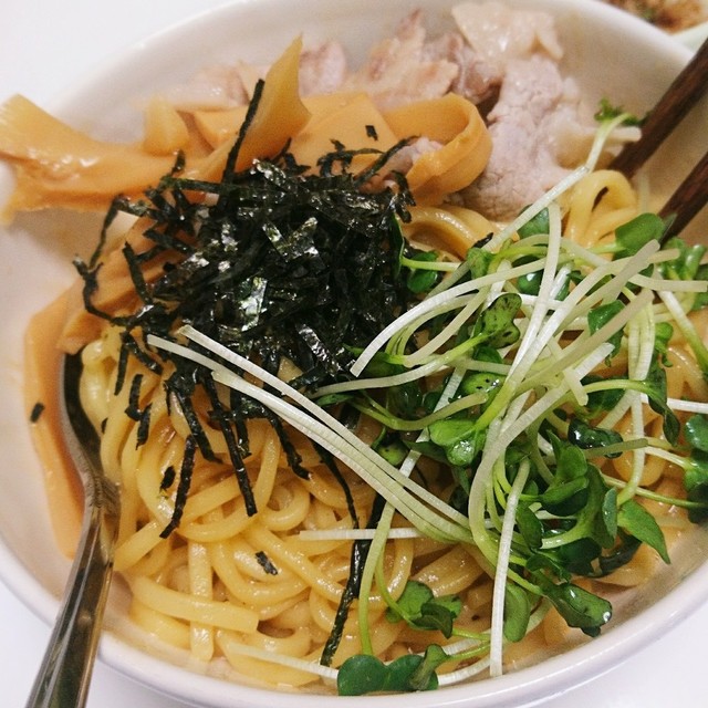 簡単 焼肉のたれで油そば レシピ 作り方 By おみそさん クックパッド 簡単おいしいみんなのレシピが359万品
