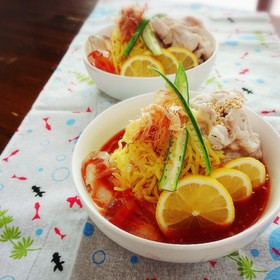 替え玉必須!!冷製☆トマトラーメン