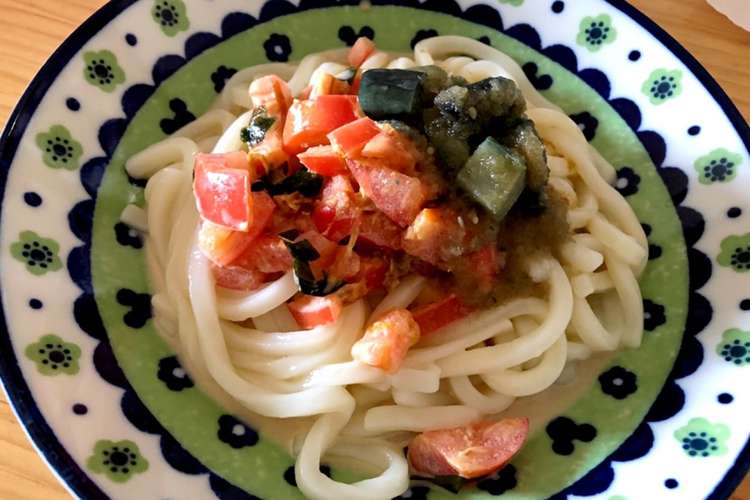 トマト冷やしうどん レシピ 作り方 By クウのお散歩 クックパッド 簡単おいしいみんなのレシピが352万品