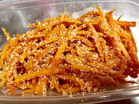 弁当の彩りに!人参のタラコ炒め
