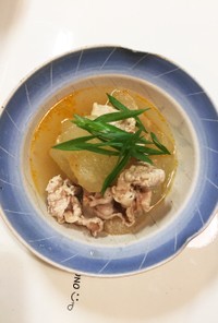冬瓜と豚肉の中華キムチスープ煮