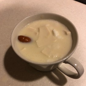 レンジで簡単!毎朝の半熟卵の豆乳スープ