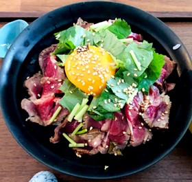煮るだけ簡単!ローストビーフ丼