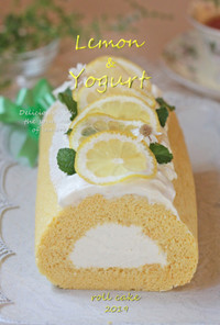 お色可愛いレモンヨーグルトのロールケーキ