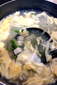 豆腐とニラとかき玉スープ