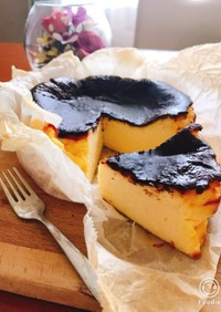真っ黒が美味しい♡♡バスク風チーズケーキ