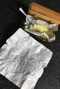 捨てないでバターの包み紙