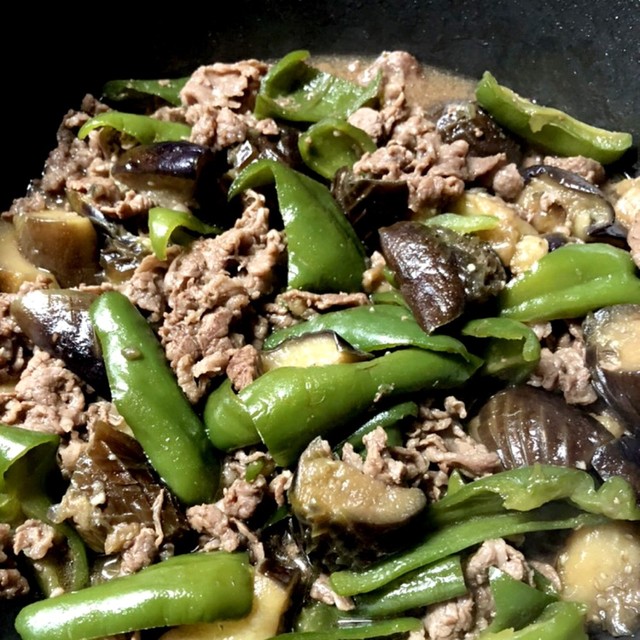 牛肉となすとピーマンの甘辛しょう油炒め レシピ 作り方 By 平野マミ クックパッド