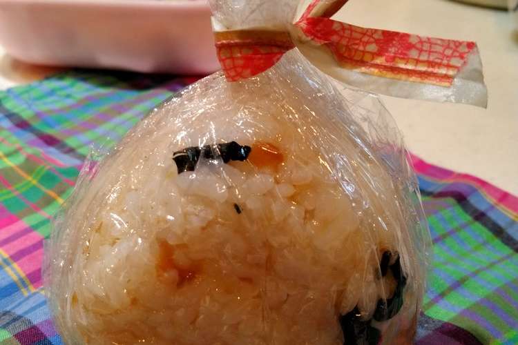 お弁当 おにぎりの包み方 レシピ 作り方 By 芽吹きりん クックパッド 簡単おいしいみんなのレシピが356万品