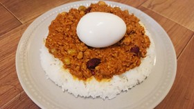 夏のピリ辛☆豆とスパイスのキーマカレー