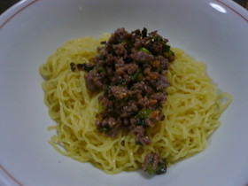 肉みそ油そば