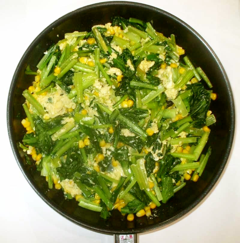 小松菜と卵の野菜炒め♪簡単フライパンでの画像