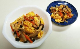 簡単!美味しい☆きのこと卵の中華風炒め♪